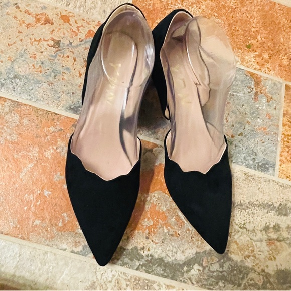🎩Classic Black Velvety Scalloped Kitten Heel Pointed Toe D’Orsay Style Pumps! - Picture 11 of 14